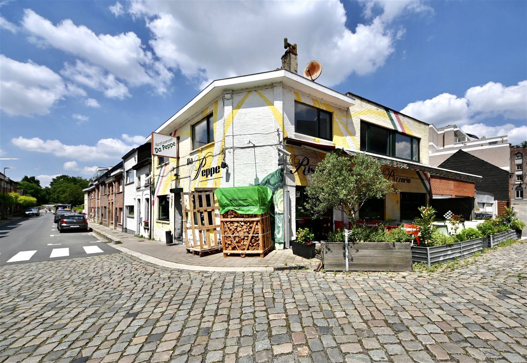 Handelspand met restaurant en appartement - foto 3