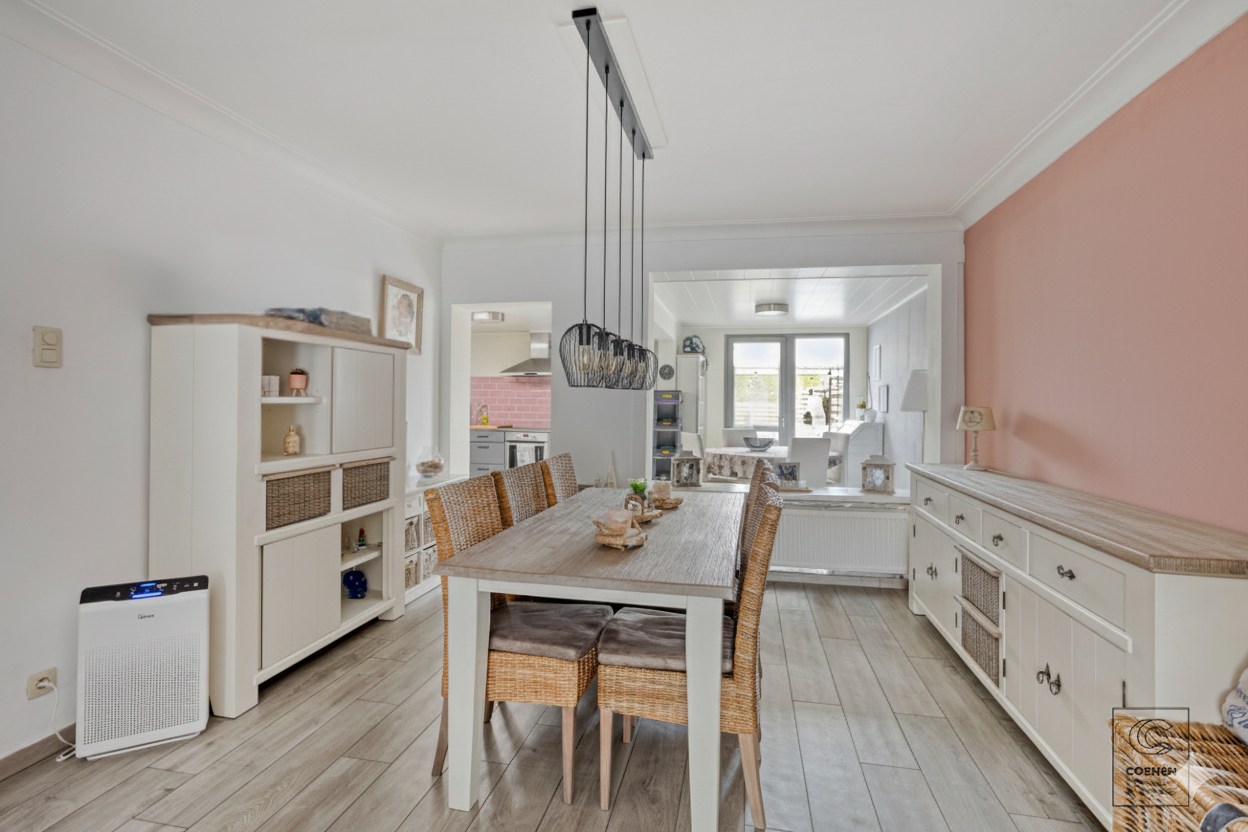 Zeer ruime en instapklare woning van 181 m², 4 slpk's en zeer leuke, zonnige tuin met prachtig uitzicht! - foto 5