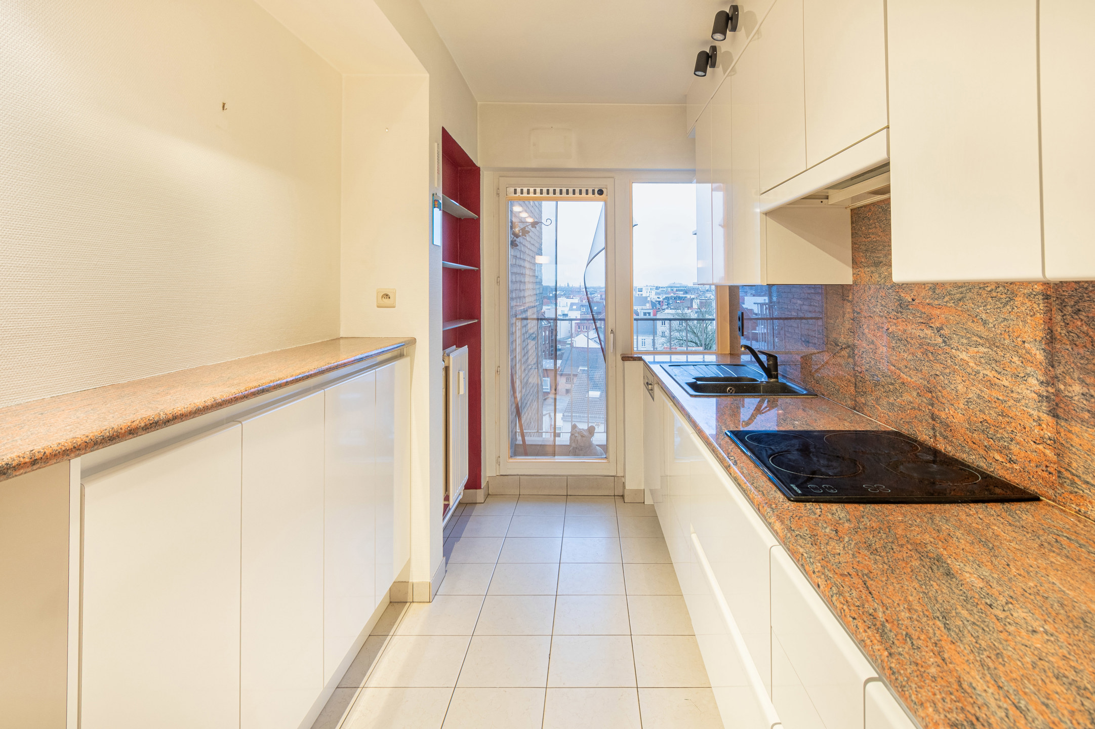 Lichtrijk 2-slaapkamerappartement met terras in Mechelen - foto 5