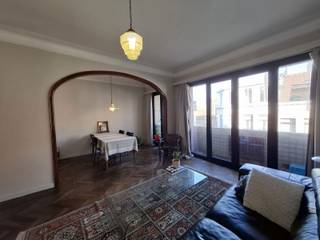 Op zoek naar een comfortabel en lichtrijk appartement?  Dit mooie appartement aan Lange Leemstraat 108- 2018 Antwerpen, combineert ruimte...