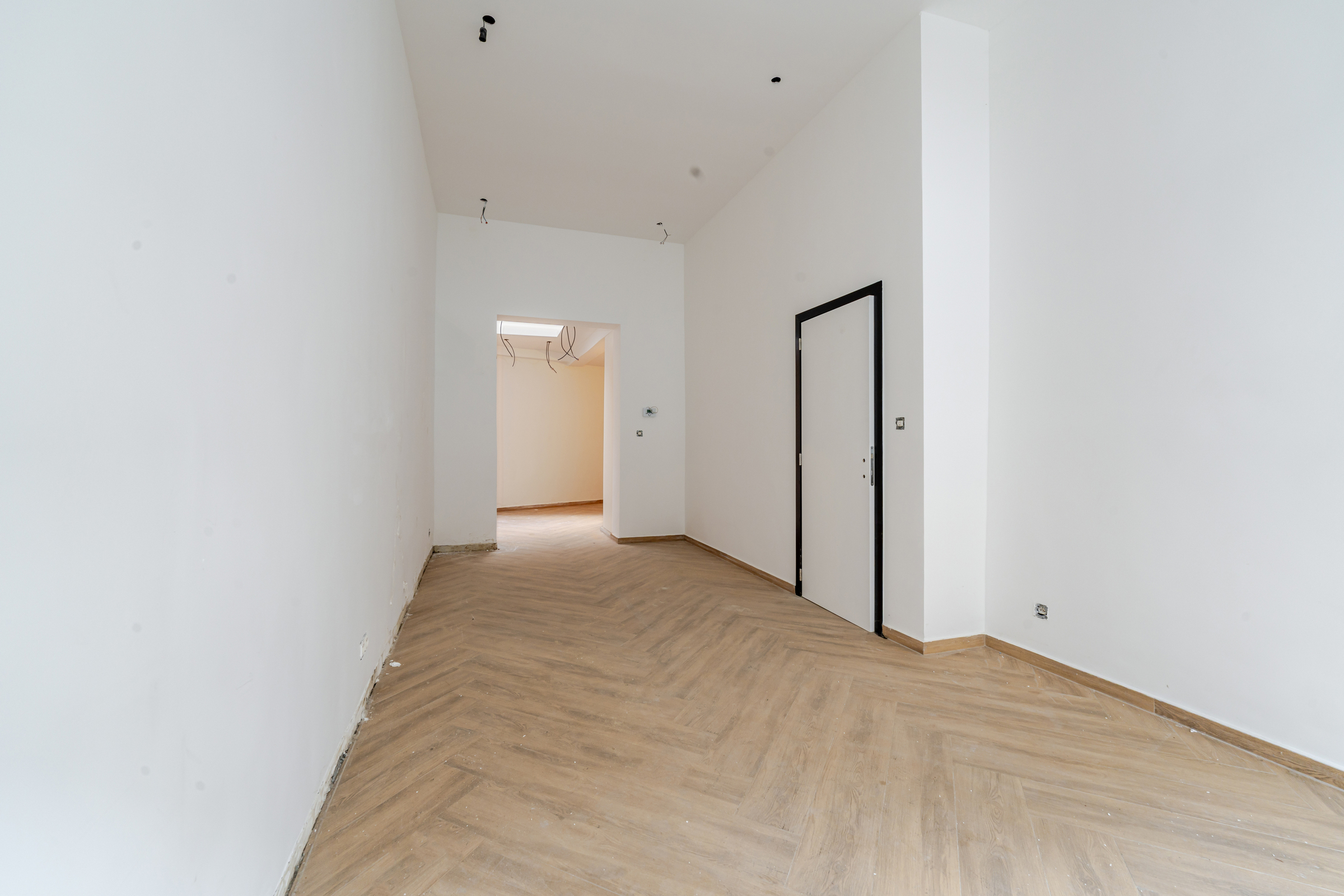 Totaal gerenoveerde stadswoning mét 4 slaapkamers! - foto 3