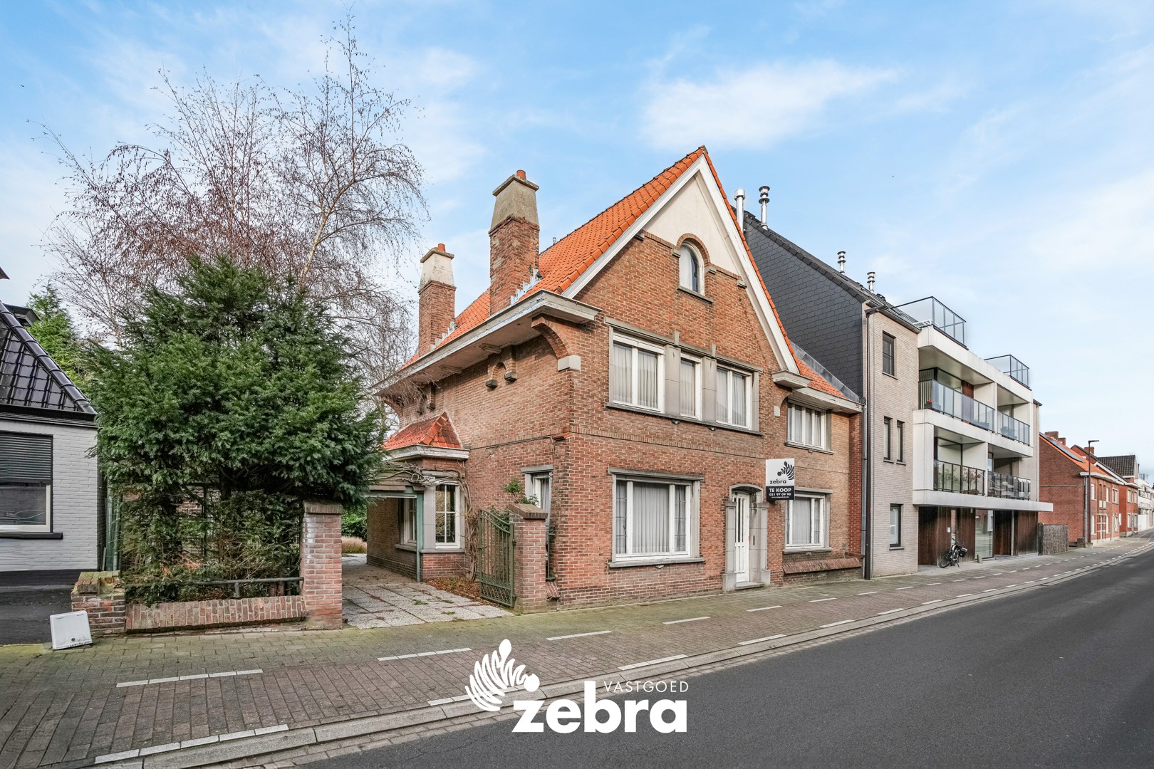 Statige woning met 4 slaapkamers en veel potentieel te centrum Tielt! - foto 2