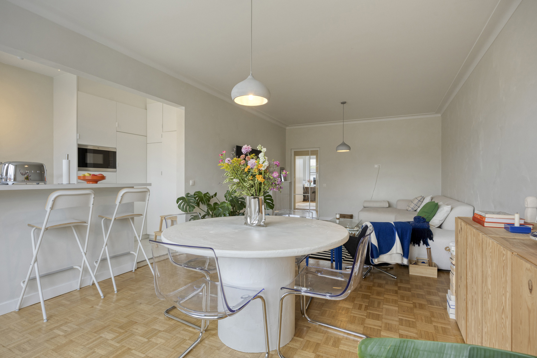 Lichtrijk appartement met twee slaapkamers. - foto 5