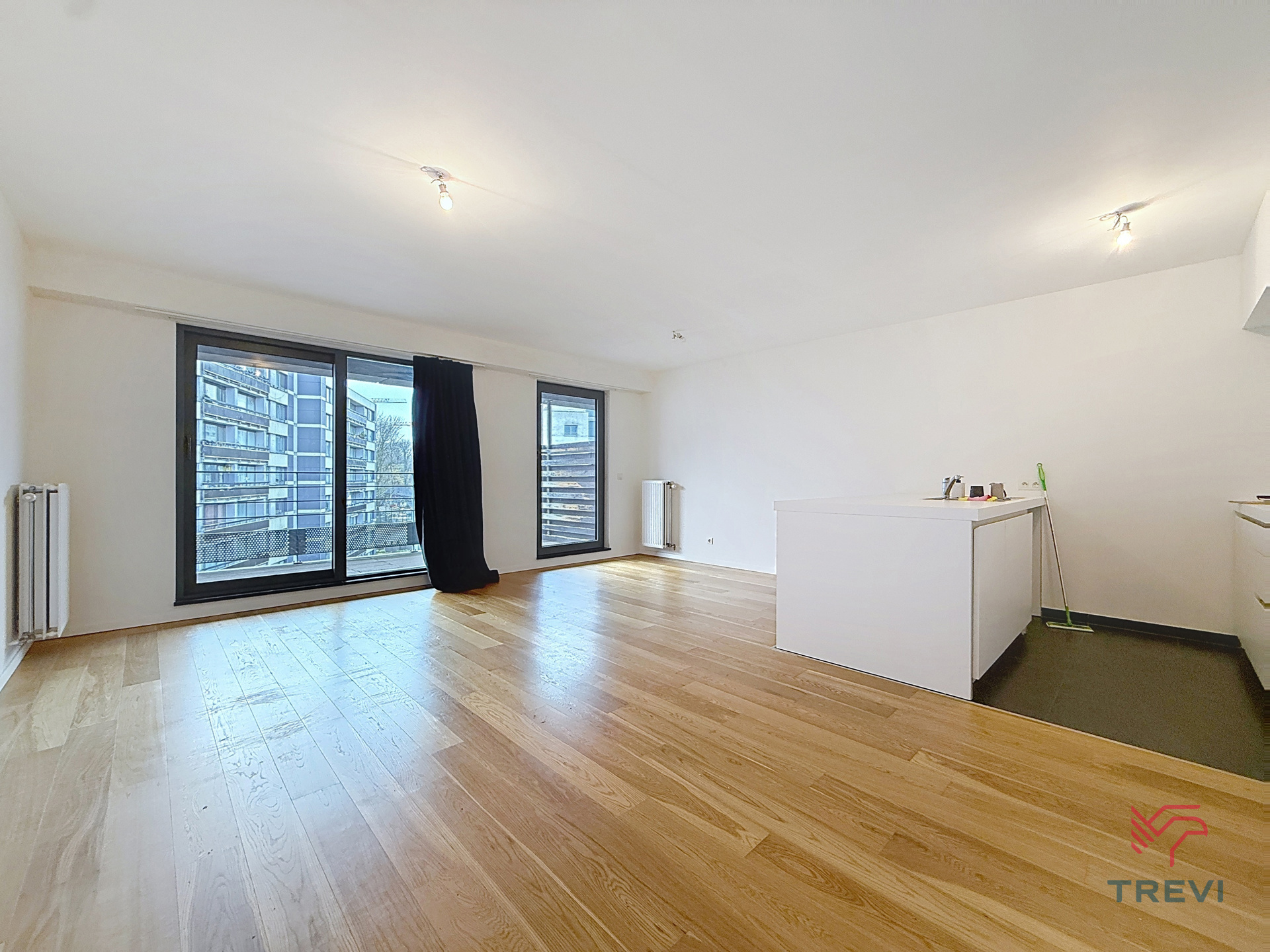 Apartment for rent in Schaerbeek with 1 bedroom - photo 1