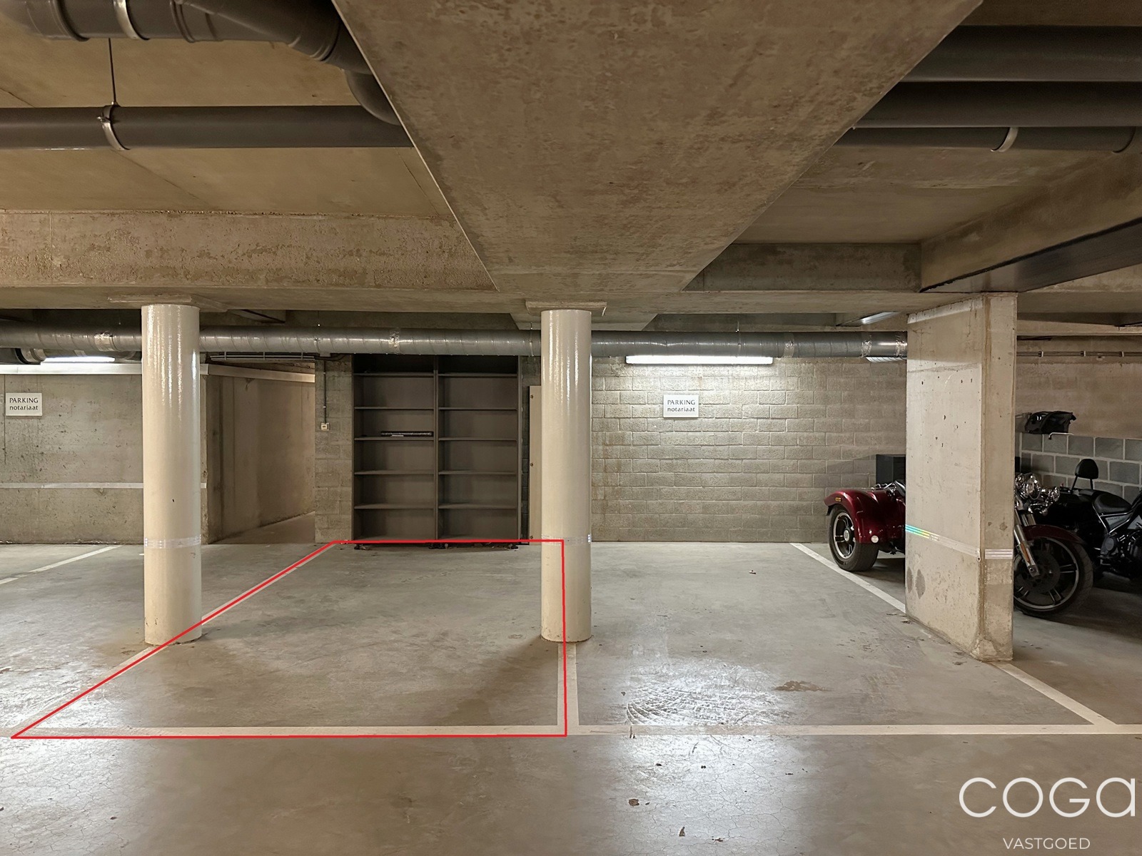 Autostaanplaats in kelderparking, centrum Sint-Job - foto 1