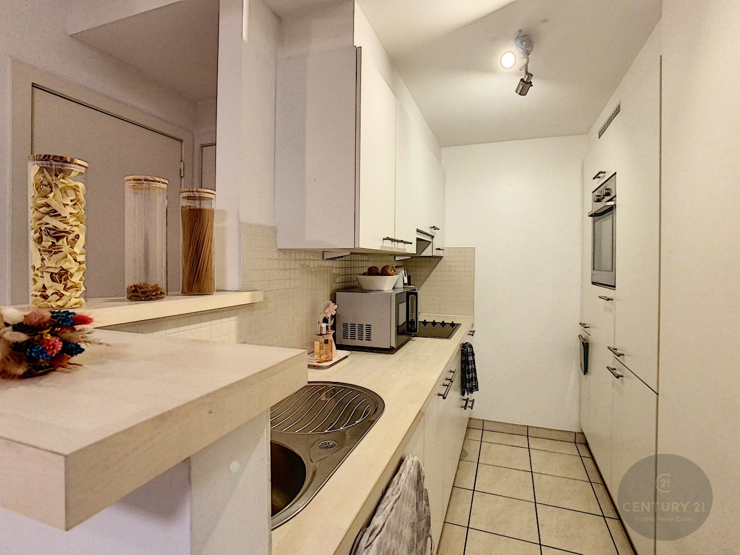 Ruime gelijkvloerse studio - foto 3