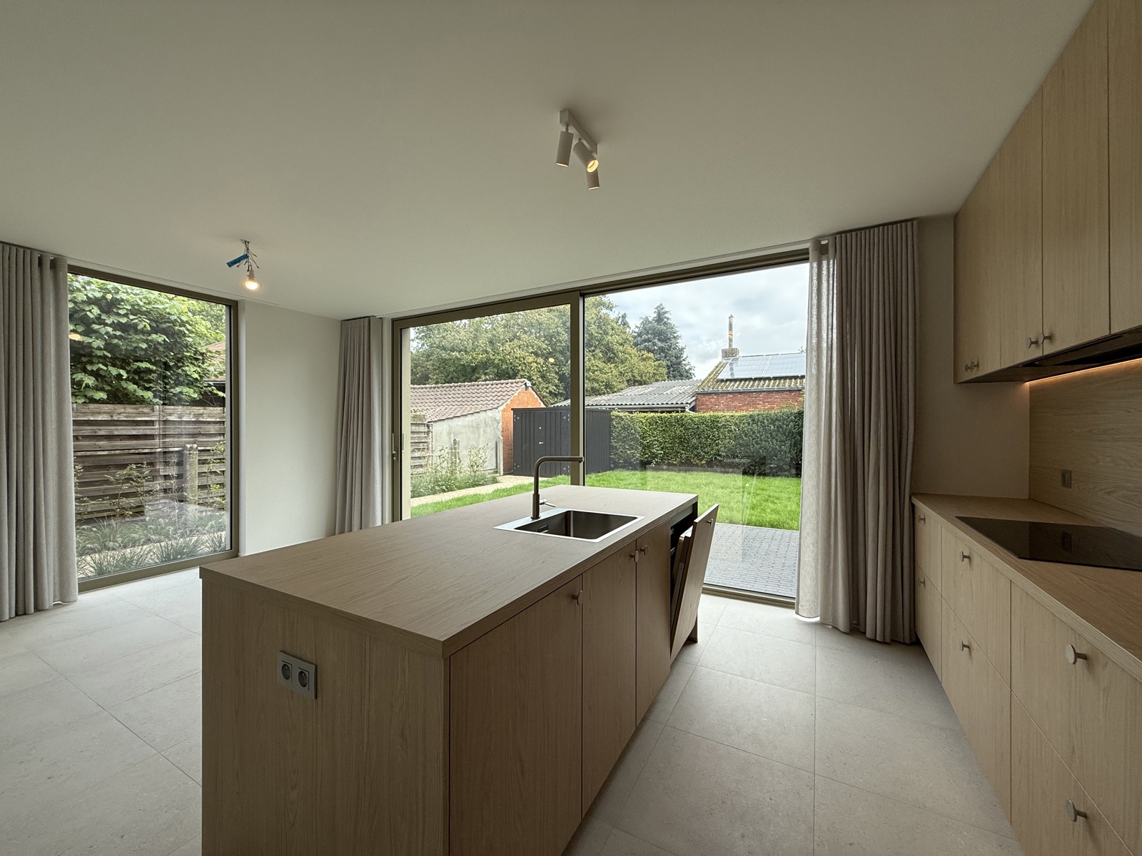 Stijlvolle nieuwbouwwoning met 3 slaapkamers, tuin en laadpaal nabij centrum Meerhout - foto 5