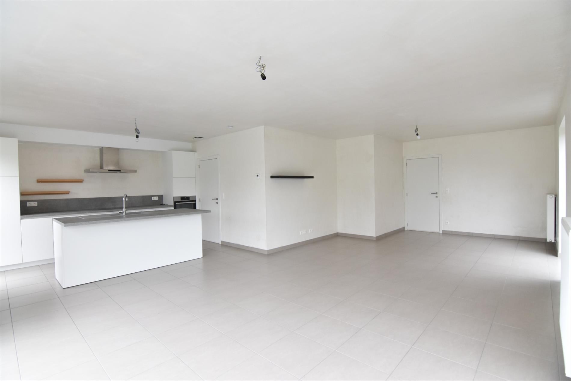 Ruime woning met garage in de Vosseslag (De Haan) - foto 2