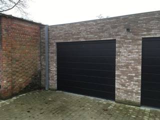 Nieuwbouwgarage gelegen dichtbij centrum Eeklo. (afmeting 3.75 x6m)Beschikbaar vanaf 01/02/2026Interesse in deze garage? Neem dan contact op met ons...