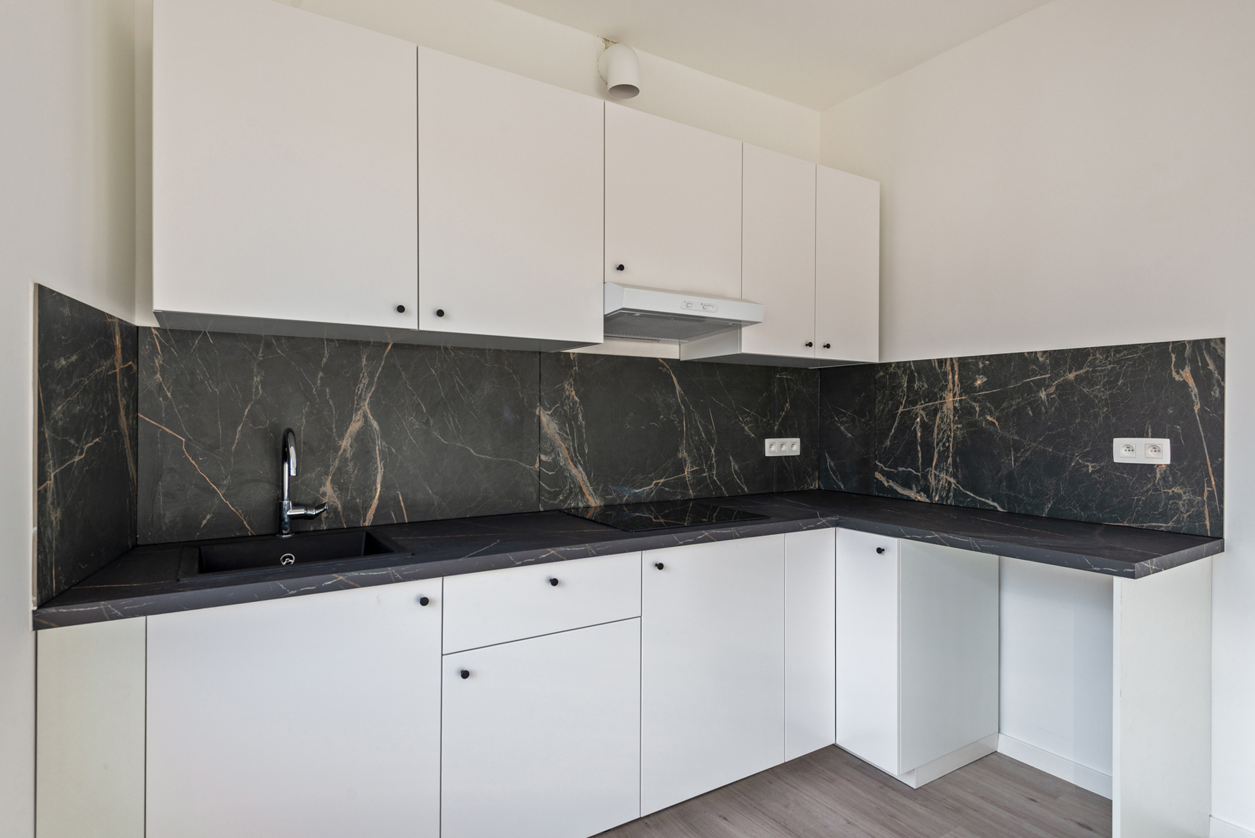 Hoogwaardig Gerenoveerd 3-Slpk App. Op Toplocatie! - foto 4