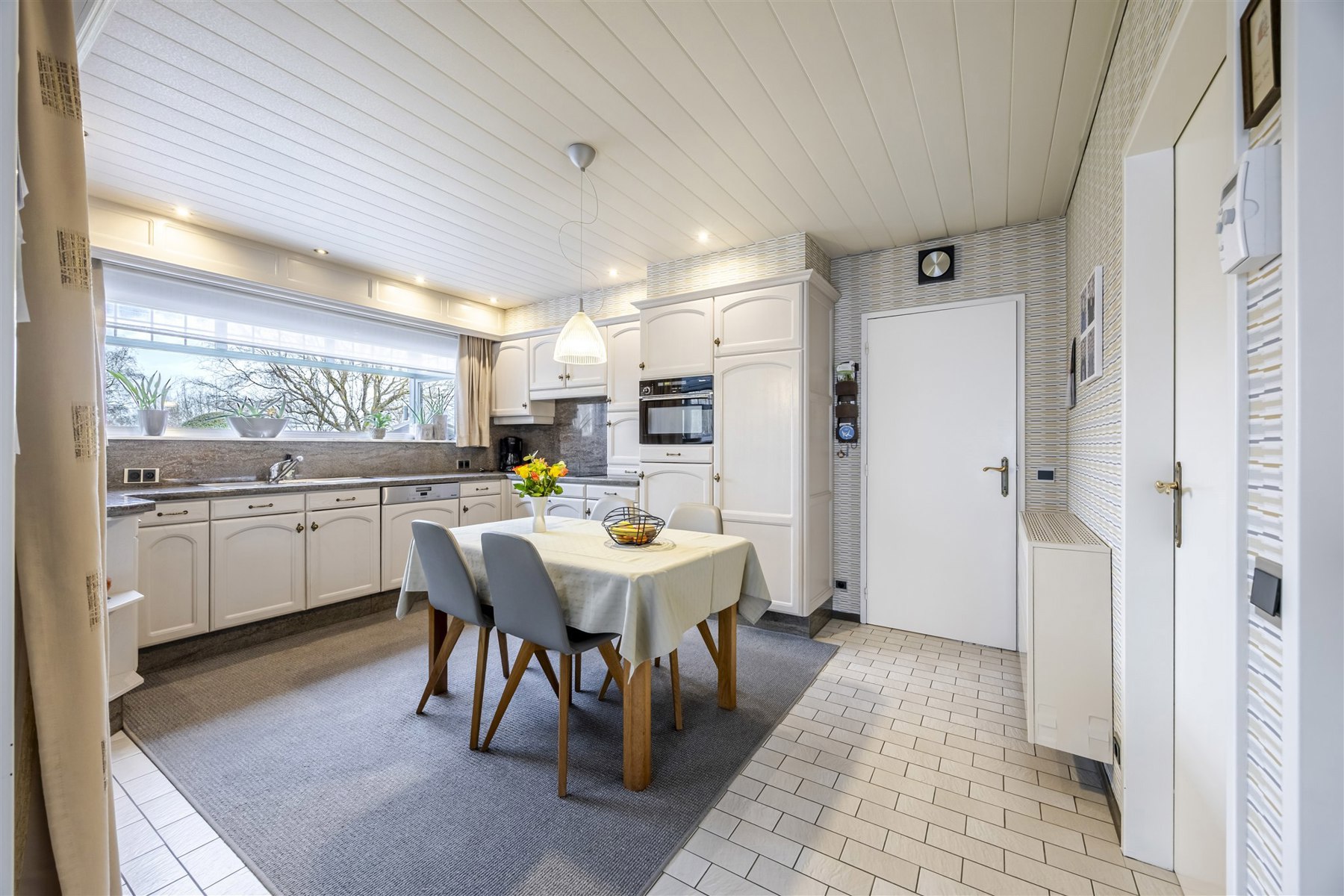 Ruime gezinswoning met 4 slaapkamers op 29 are. - foto 3