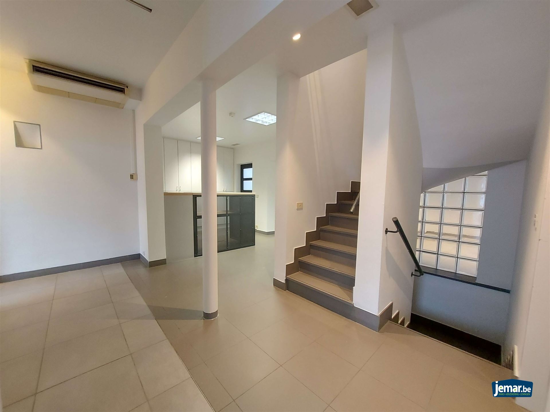 Commercial for rent in Maasmechelen - photo 5