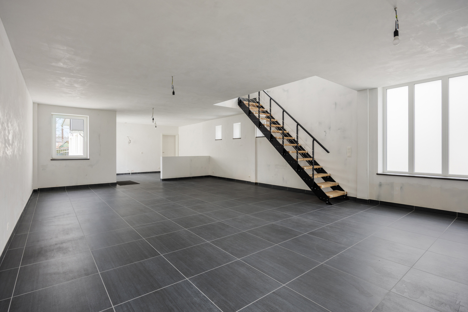 Huis te koop in Genk met 3 slaapkamers - foto 3