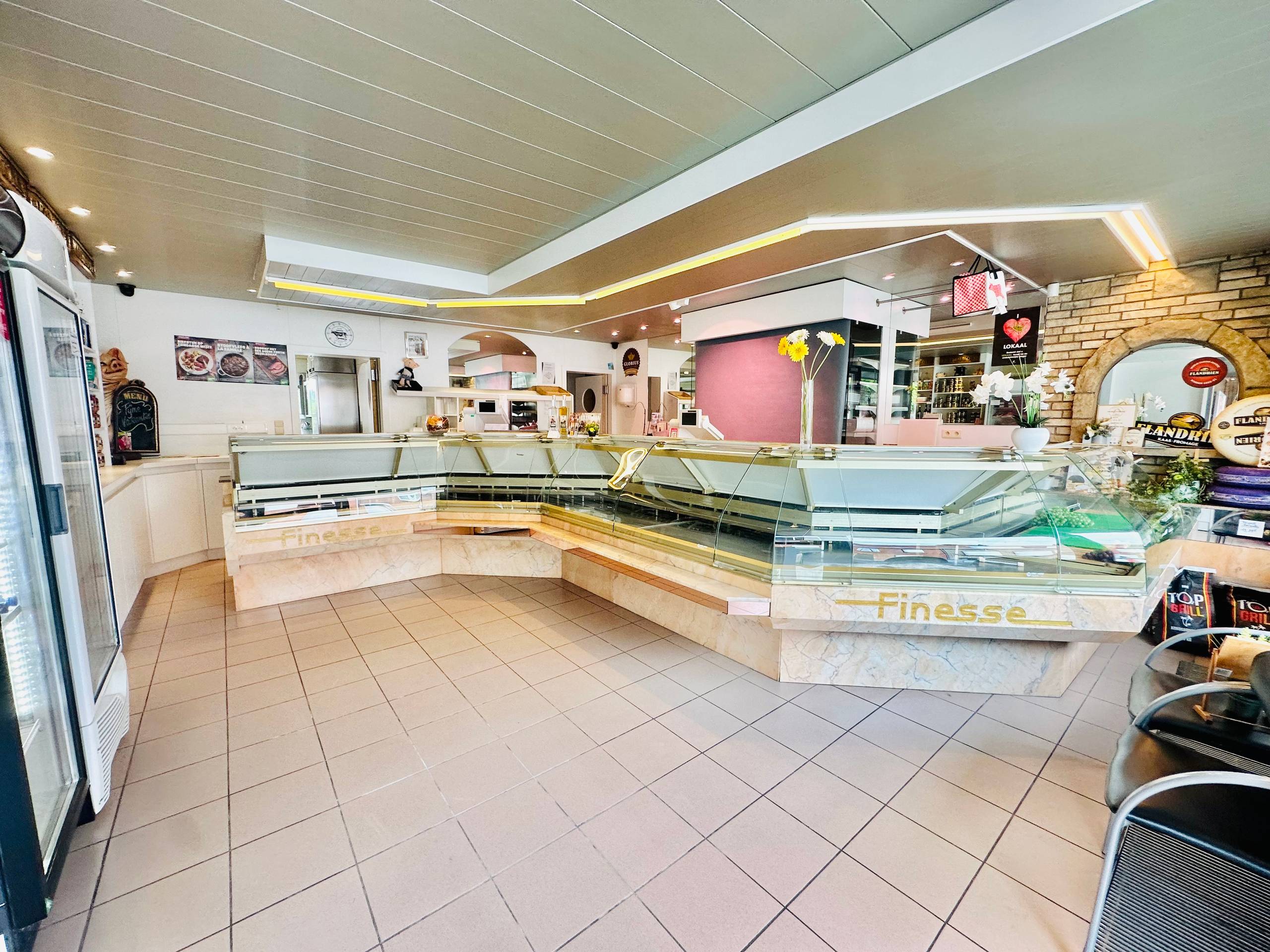 Ontdek dit ruim handelspand/bungalow in Wervik - foto 3