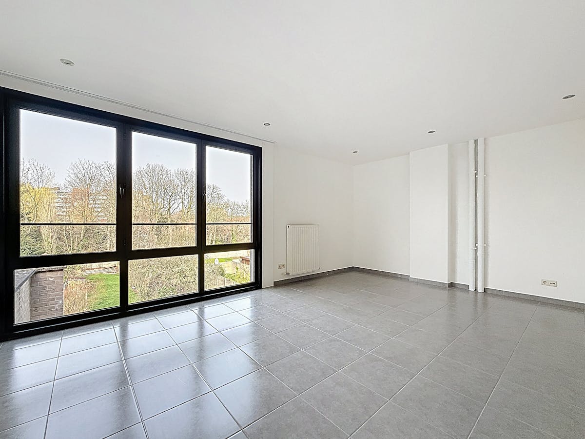 Ruime woning met 3 slaapkamers te huur in Merksem - foto 4