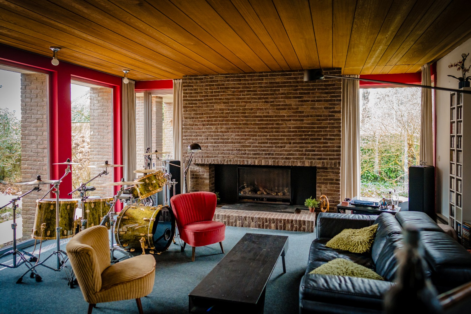 Unieke woning met 5 slaapkamers residentieel gelegen te Eeklo - foto 4