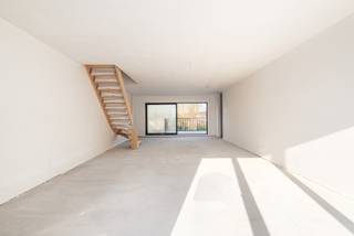 Ruim en luxueuze duplex appartement van 145 m². (waarvan 25 m² terras).Residentie Salus, een voormalige dokterswoning die met oog voor detail en...