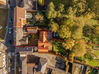 In the heart of the Flemish Ardennes, in the charming Leupegem (part of Oudenaarde), you will discover this characterful mansion with...