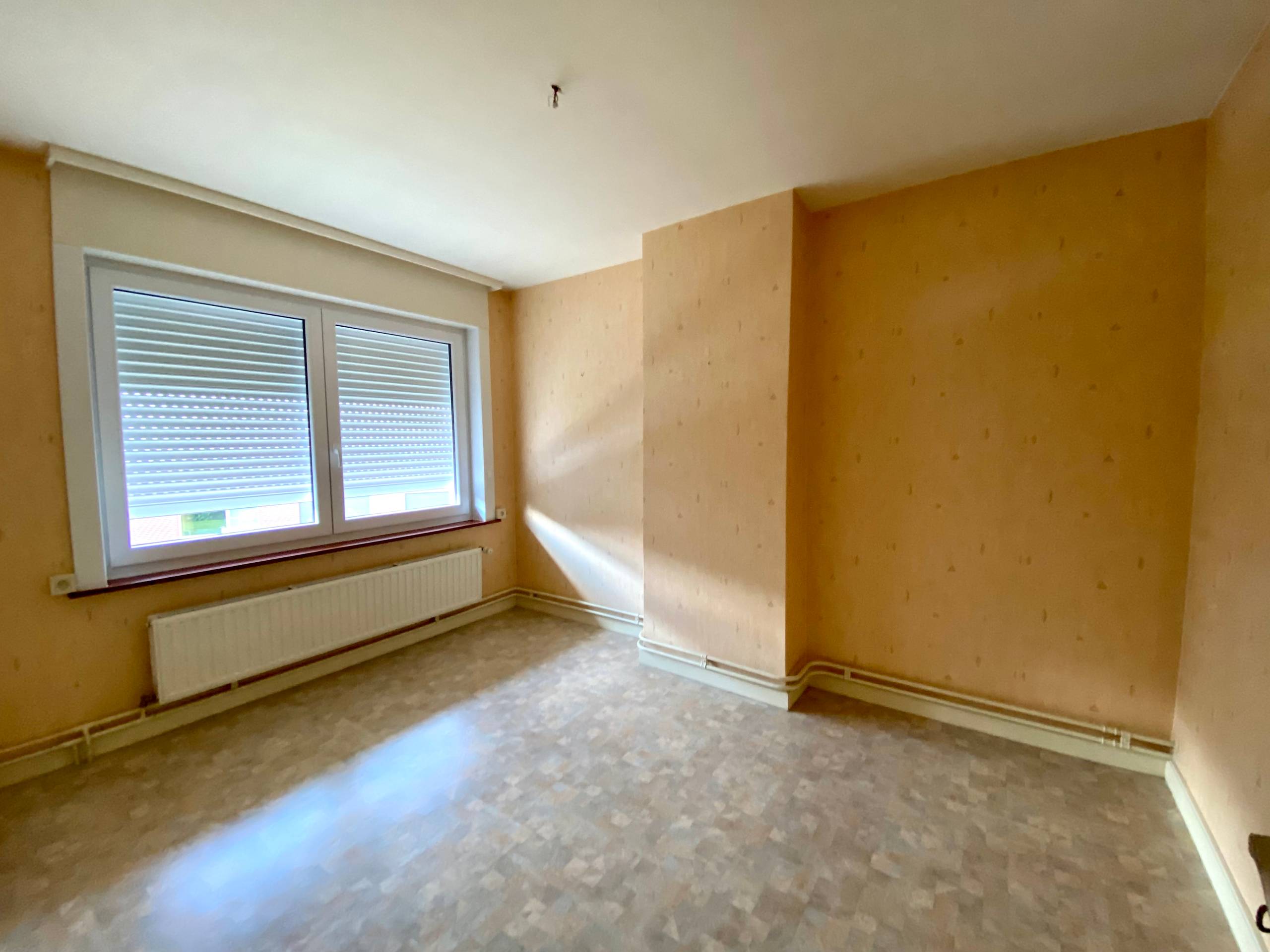 Moorslede - Ruime woonst met 2 slaapkamers, tuin en garage - foto 2