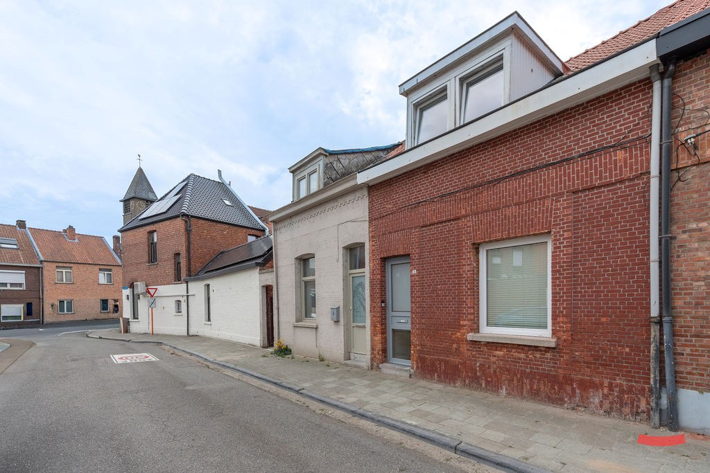 Huis te koop in Turnhout met 3 slaapkamers - foto 3