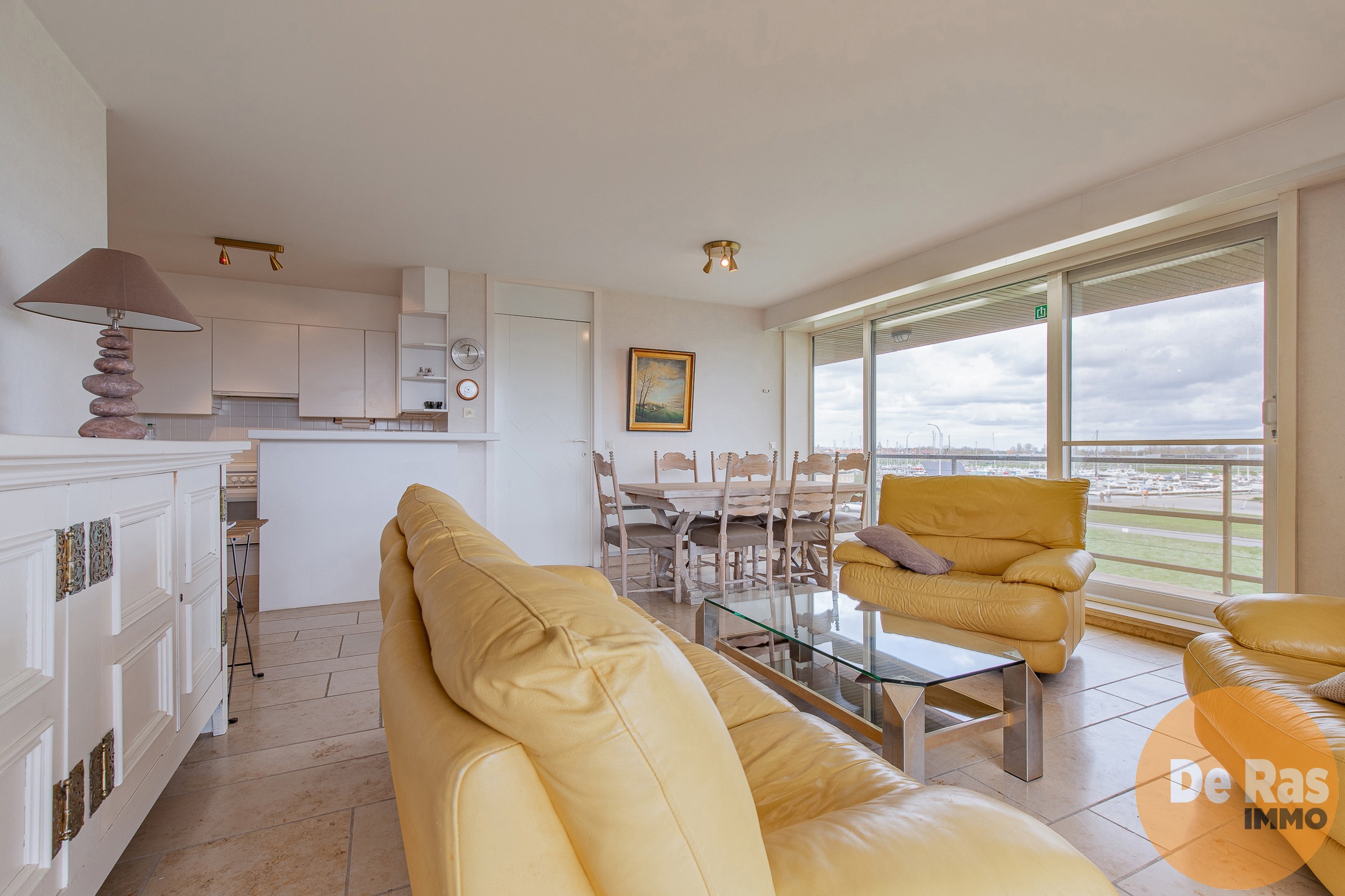 NIEUWPOORT – Ruim appartement op toplocatie aan de haven - foto 2