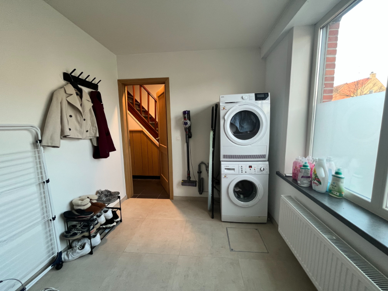Gerenoveerde woning met tuin en garage! - foto 4