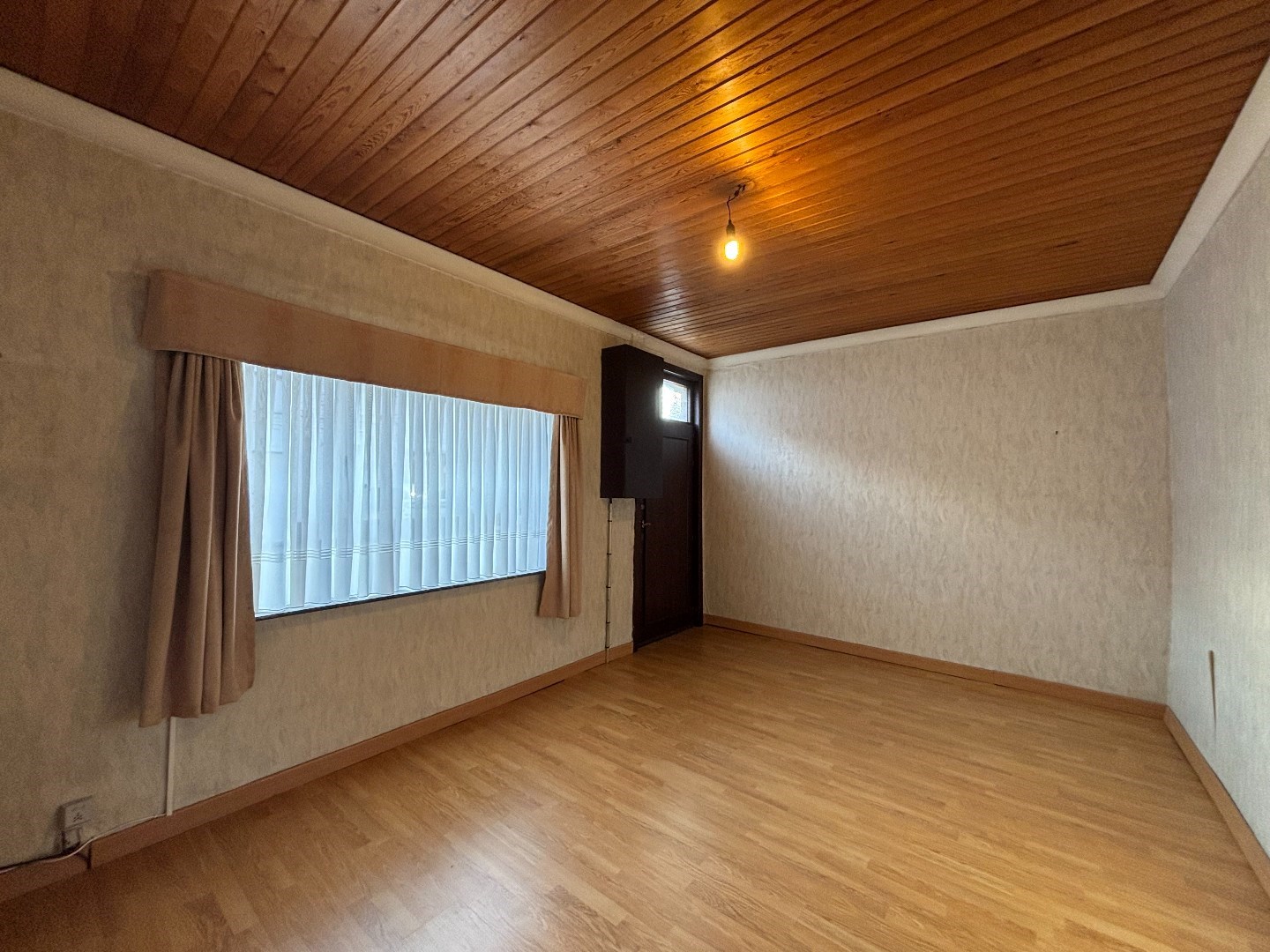 Te renoveren woning met 2 ruime slaapkamers in Mol - foto 3