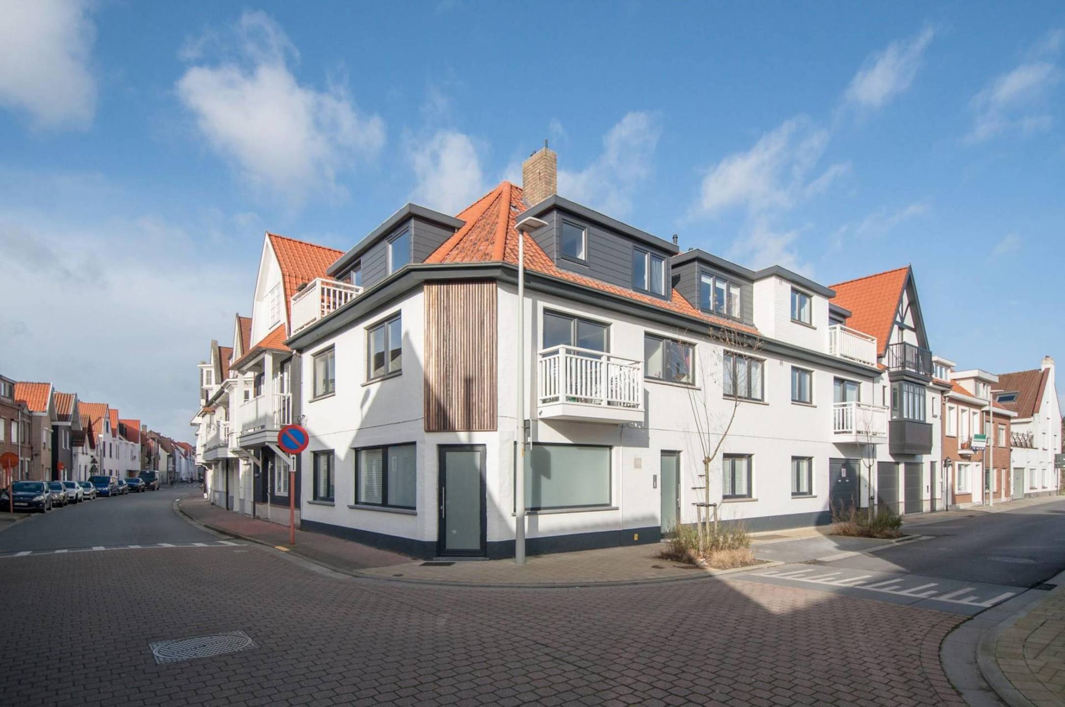 Apartment for sale in Knokke-Heist with 2 bedrooms - photo 1