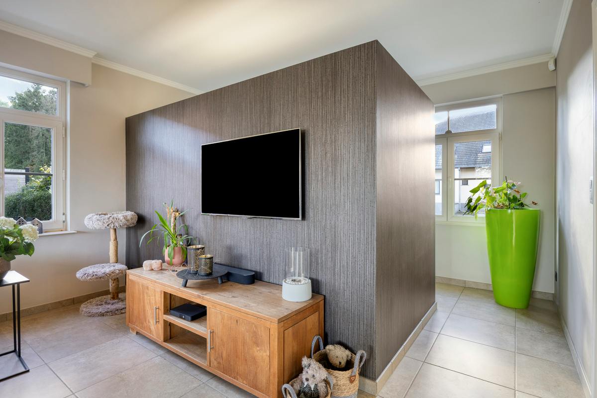 Spacious and quietly located family home for sale in Tessenderlo-Ham - photo 4