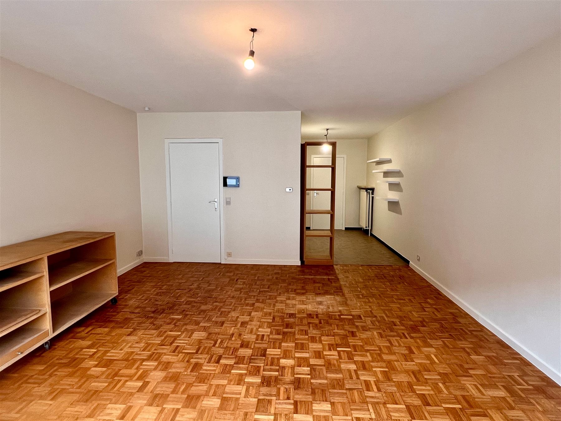 Appartement rénové et pratique - photo 2