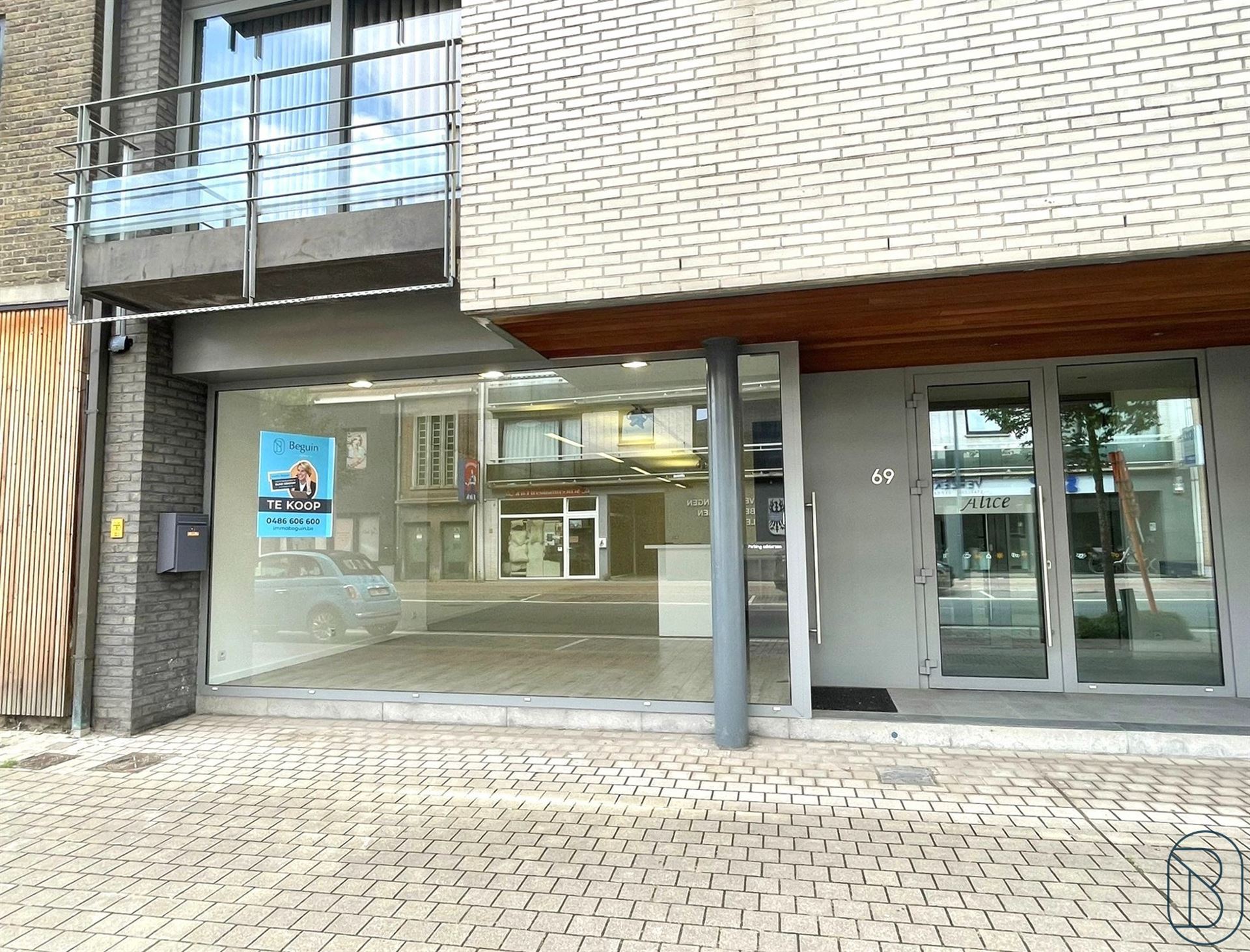 TOPgelegen leuke handelsruimte met 2 parkeerplaatsen! - foto 4