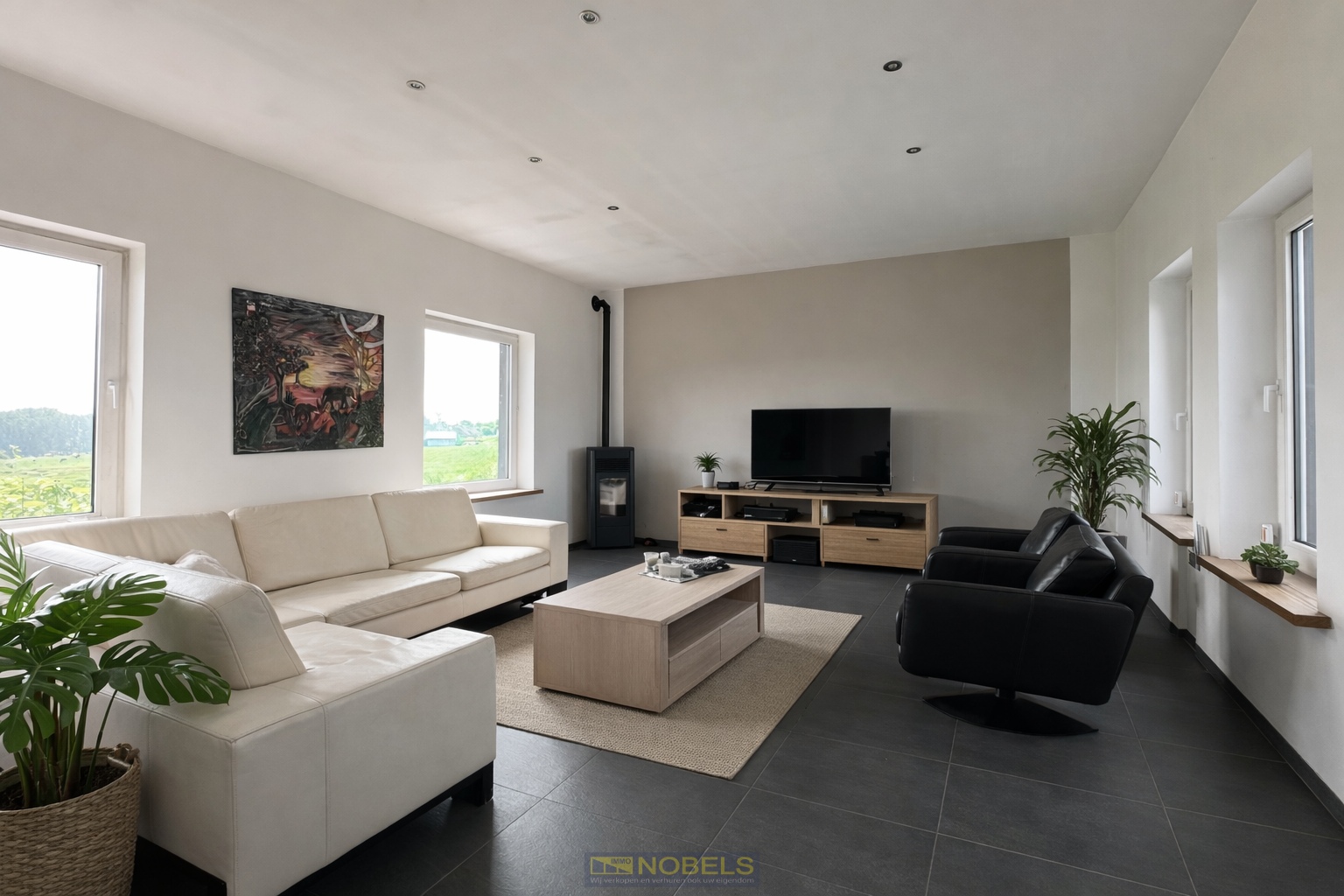 Te koop , multifunctionele eigendom met ruim woongedeelte, handelsruimte en zonneterras op toplocatie in Maarkedal - foto 3