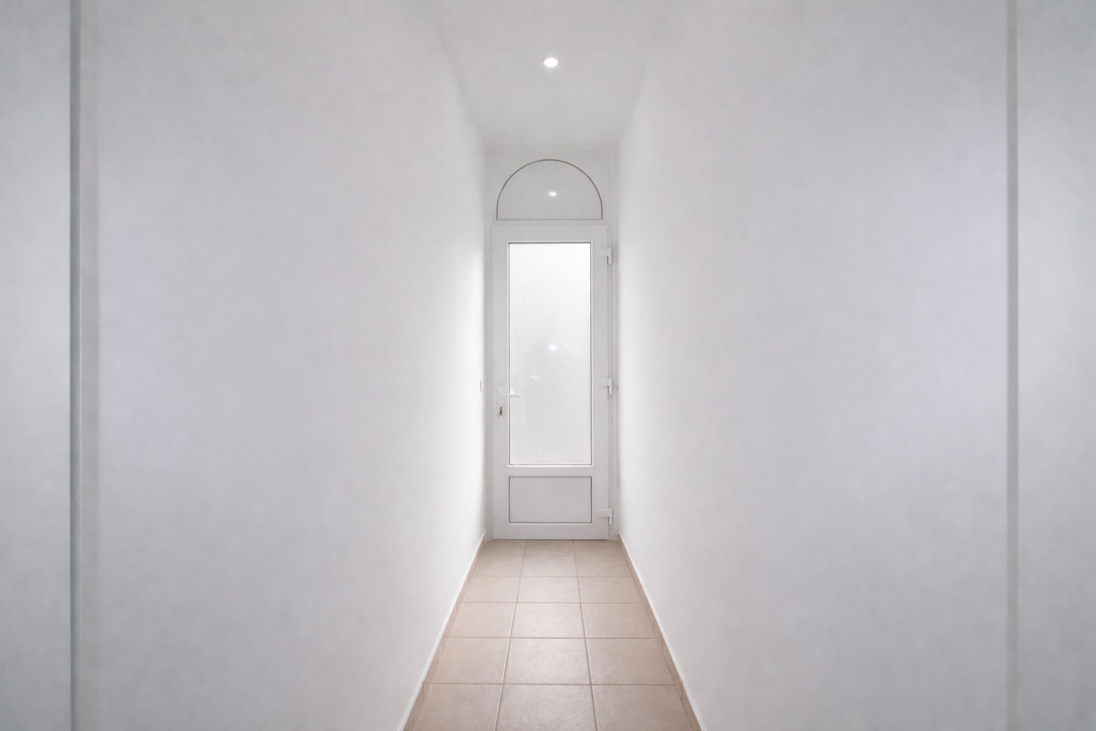 Te koop: Centraal gelegen woning met twee slaapkamers, zolderverdieping, EPC label C én tuin in Sint-Niklaas! - foto 2