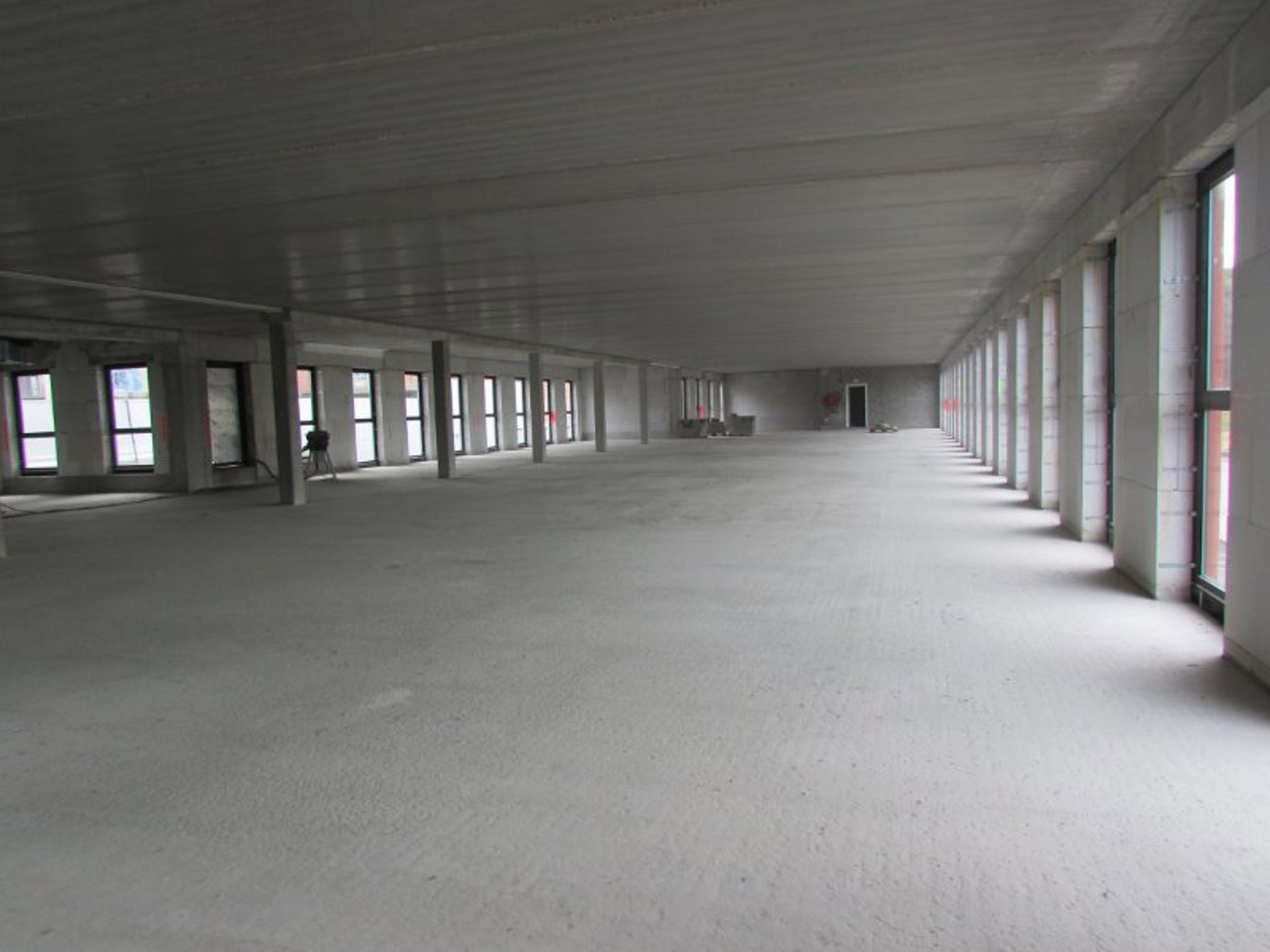 Commercial à vendre à Uccle - photo 2