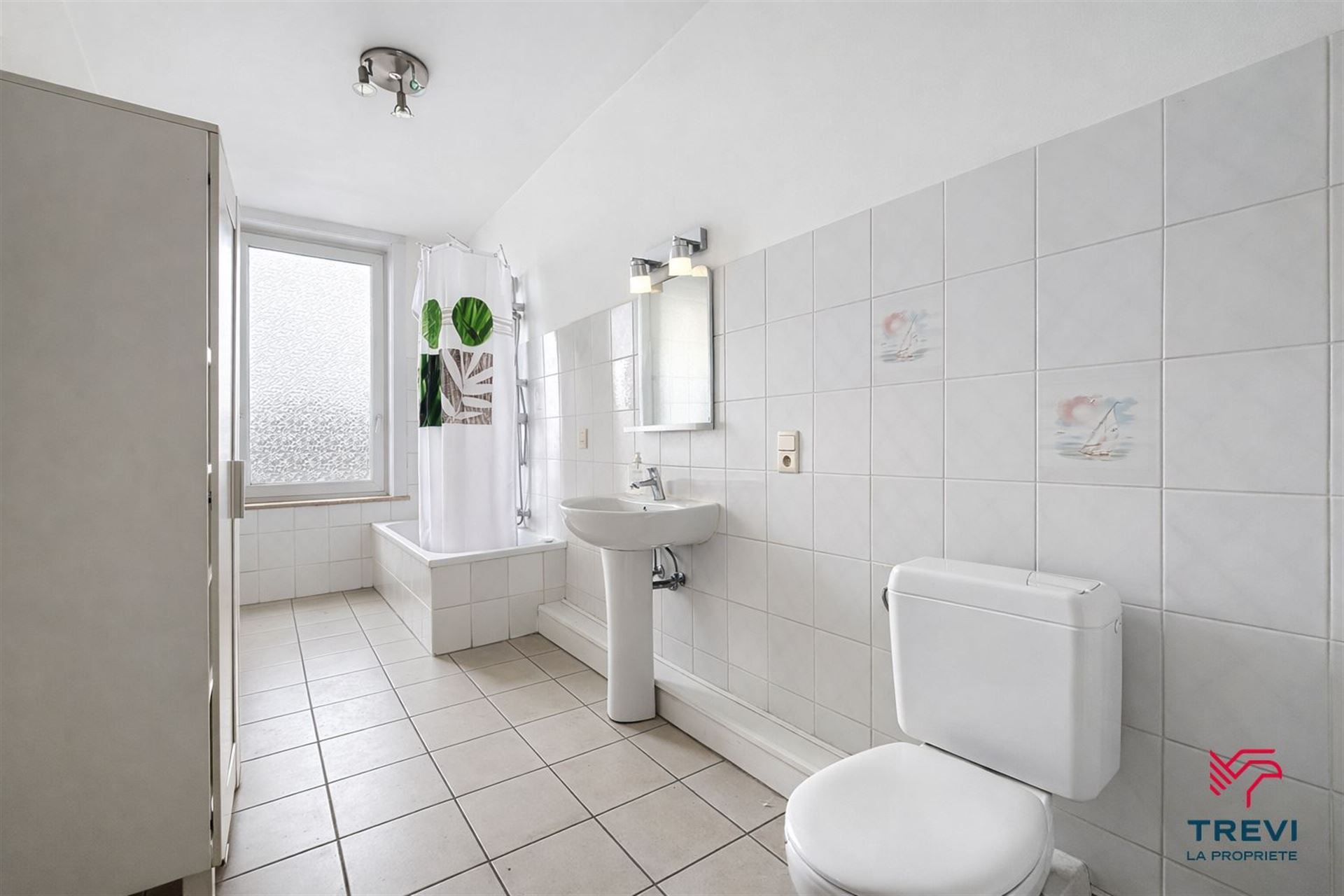 House for sale in Jumet with 3 bedrooms - photo 5