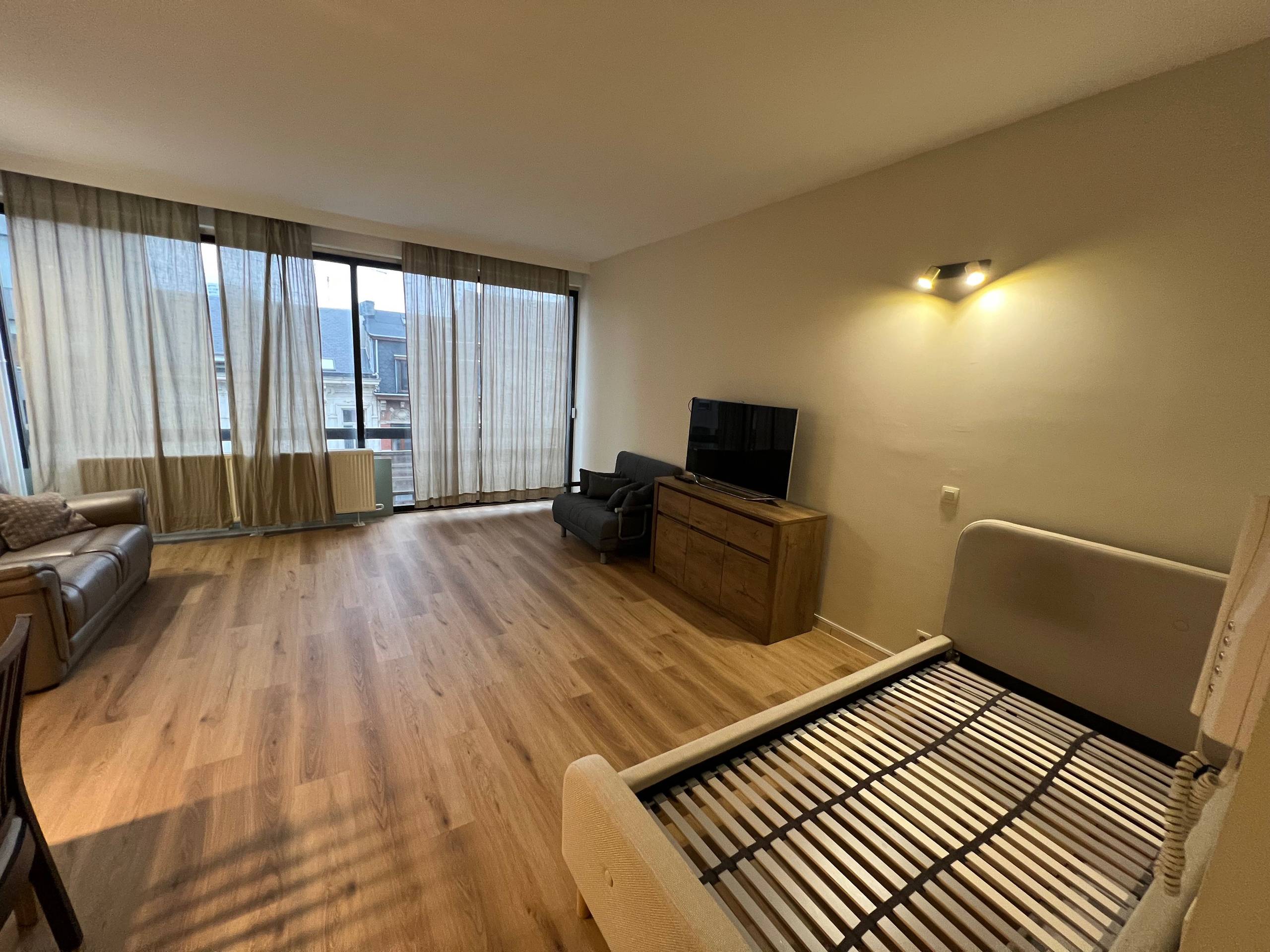 Appartement te koop in Antwerpen met 1 slaapkamer - foto 2