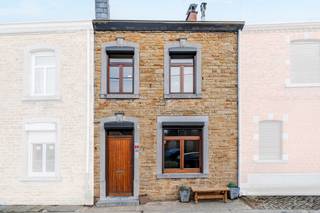 Idéalement située à Villers-le-Temple (Nandrin), à deux pas de la Route du Condroz et de toutes les commodités, venez découvrir cette propriété...