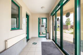 In het hart van Herselt vind je deze goed onderhouden kantoorruimte met een oppervlakte van maar liefst 192 m². Dankzij de centrale ligging is...