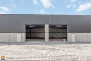 Op een uitstekende locatie in het Industriepark te Heist-op-den-Berg bevindt zich deze ruime, nieuwbouw KMO-unit (293 m²) , voorzien van een...