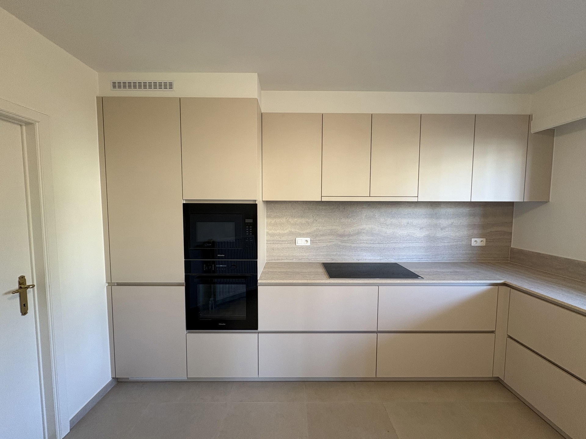 Appartement à louer à Brasschaat avec 3 chambres - photo 4