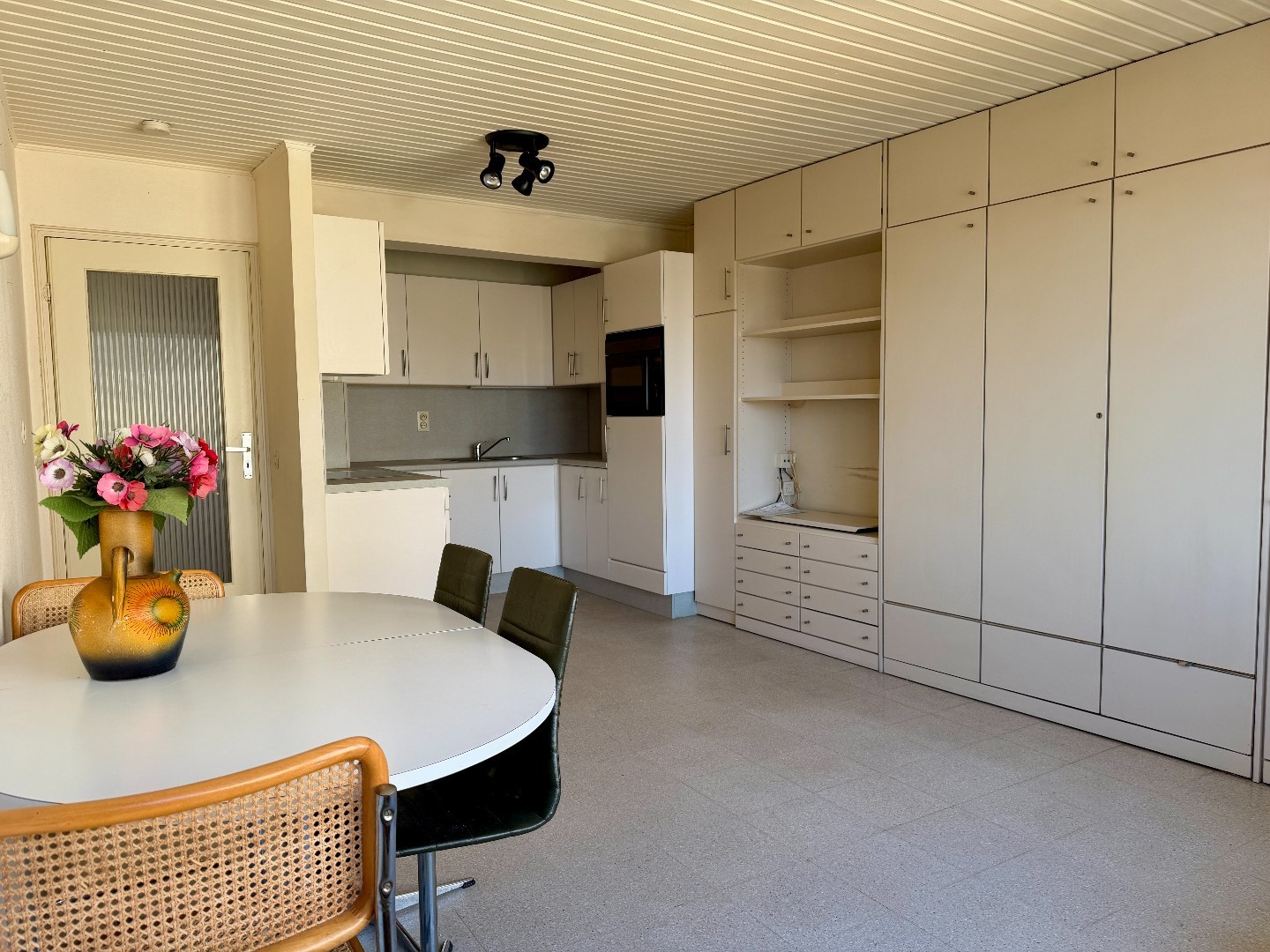 Centraal gelegen appartement met 1 slaapkamer. Interessante investering! - foto 5