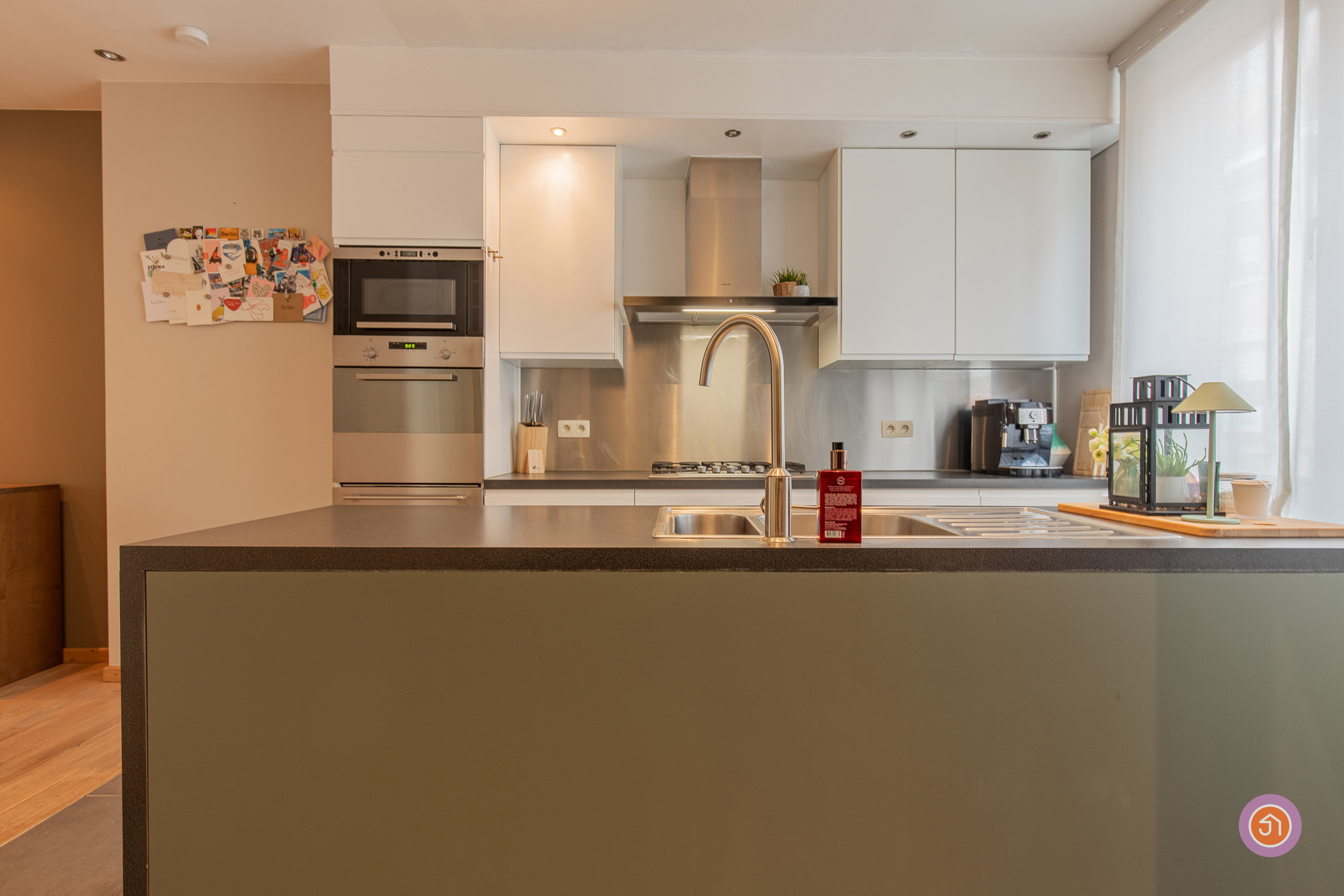 Charmante woning met hoogwaardige afwerking op toplocatie - foto 4