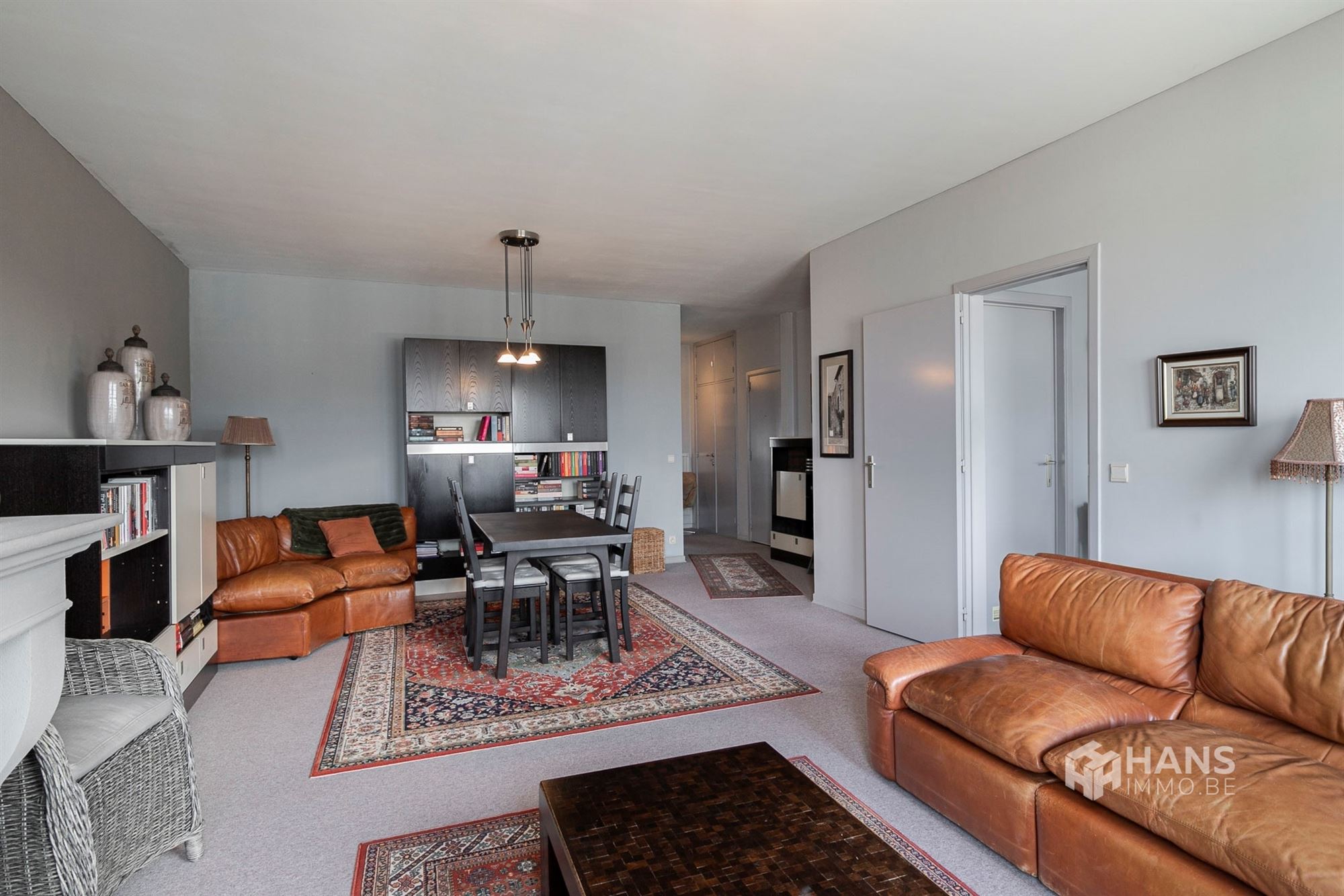 Spacious apartment (112 m²) with 2 bedrooms, 2 terraces and garage box in Merksem. - photo 4