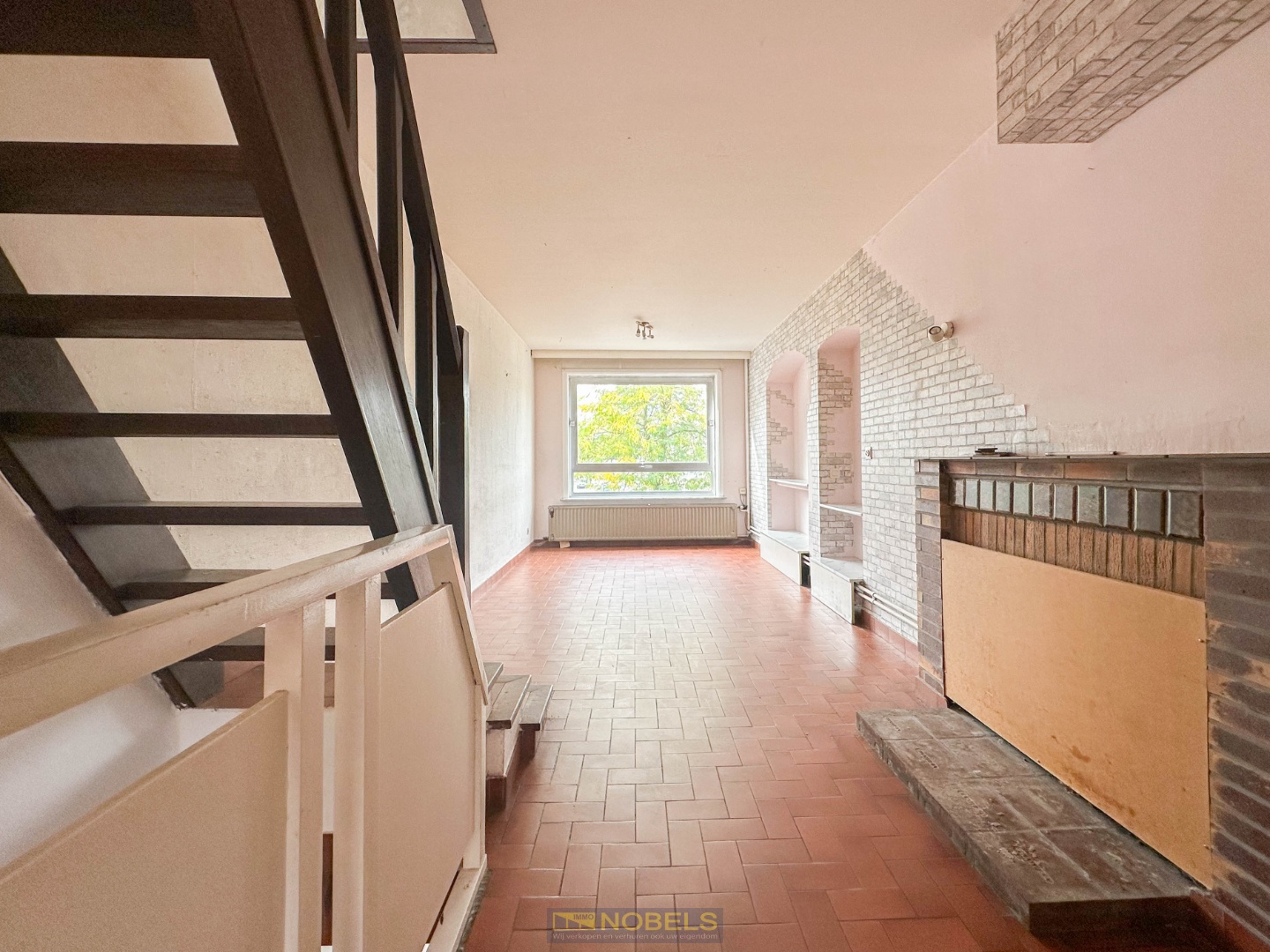 Te koop, multifunctionele eigendom op de Grote Markt van Ronse - foto 4