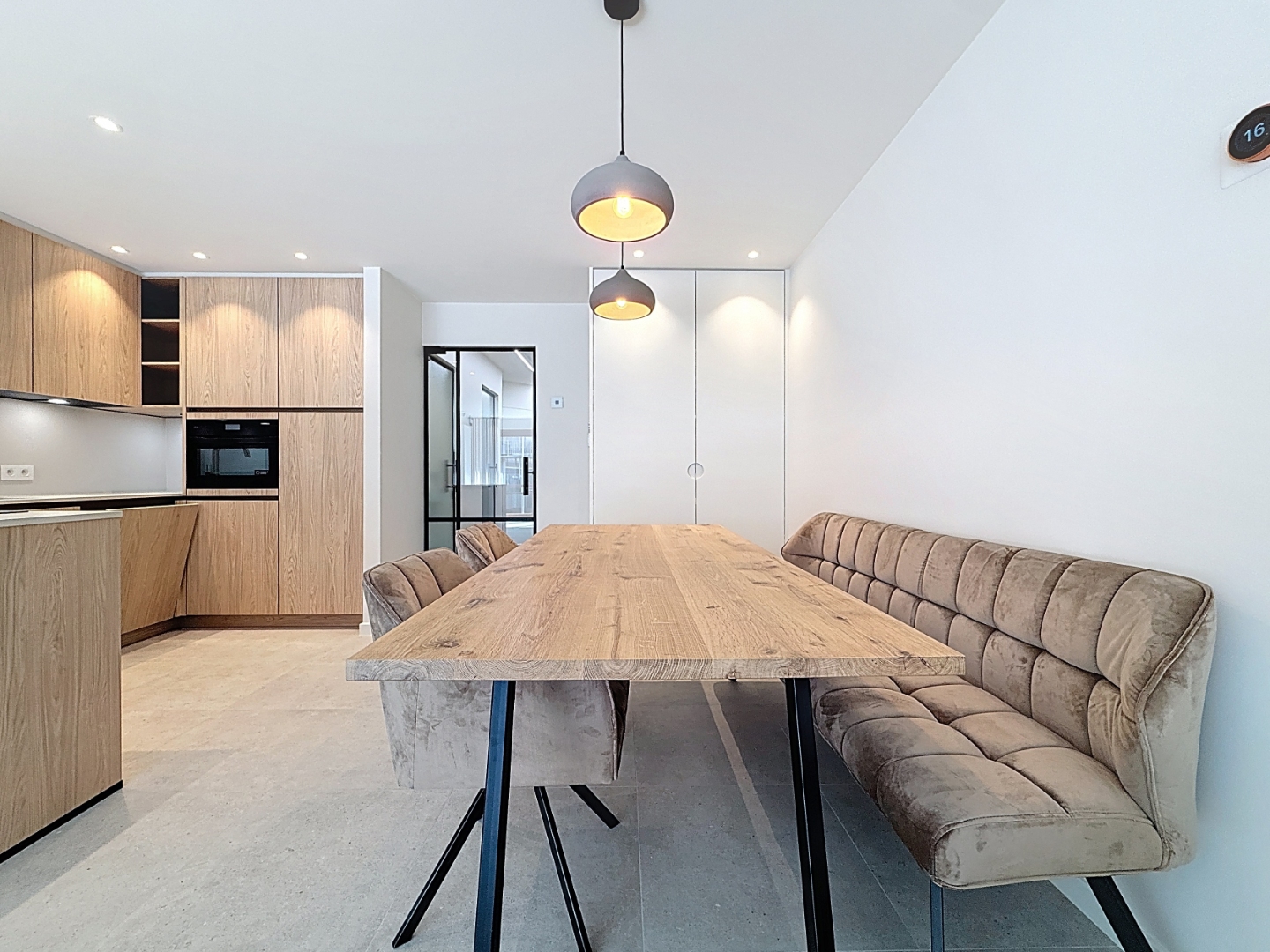 Stijlvol gerenoveerd appartement in Nieuwpoort - foto 2