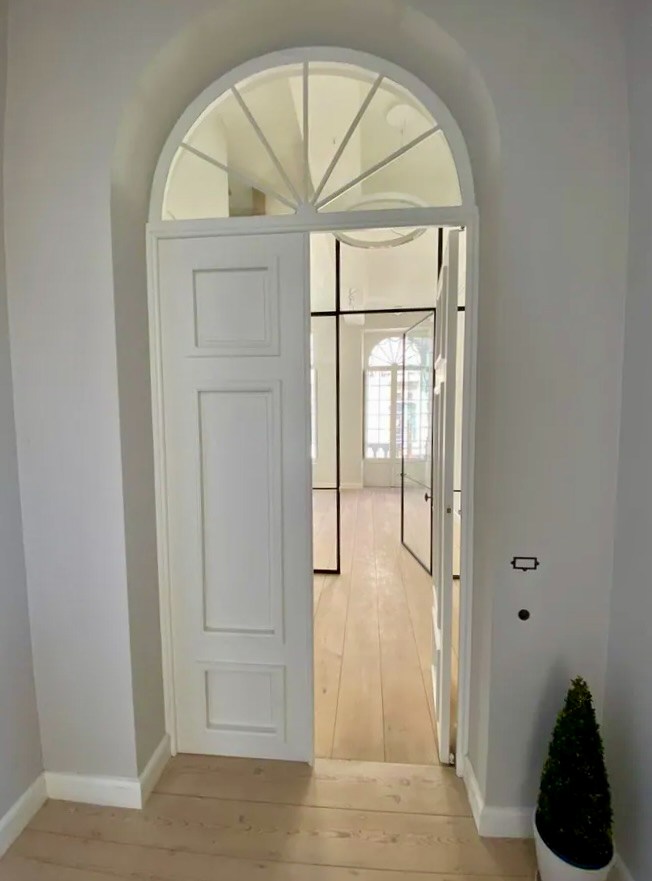 Stijlvol duplexappartement met 2 slaapkamers &amp; zonnig dakterras - foto 2