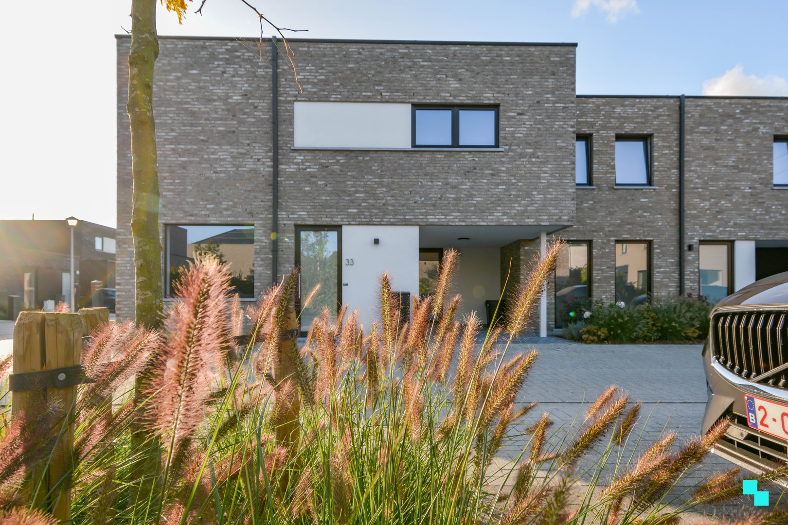 Ruime en energiezuinige nieuwbouwwoning gelegen te Izegem - foto 1