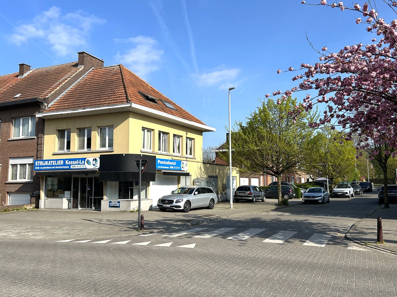 Commercial à vendre à Kessel-Lo avec 2 chambres - photo 1