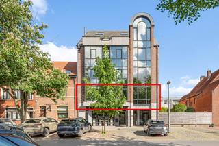 Uitzonderlijk ruim en stijlvol appartement (227 m²) met 3 slaapkamers aan de Boulevard – MolLuxe wonen in alle rust en stijlIn een exclusief en...
