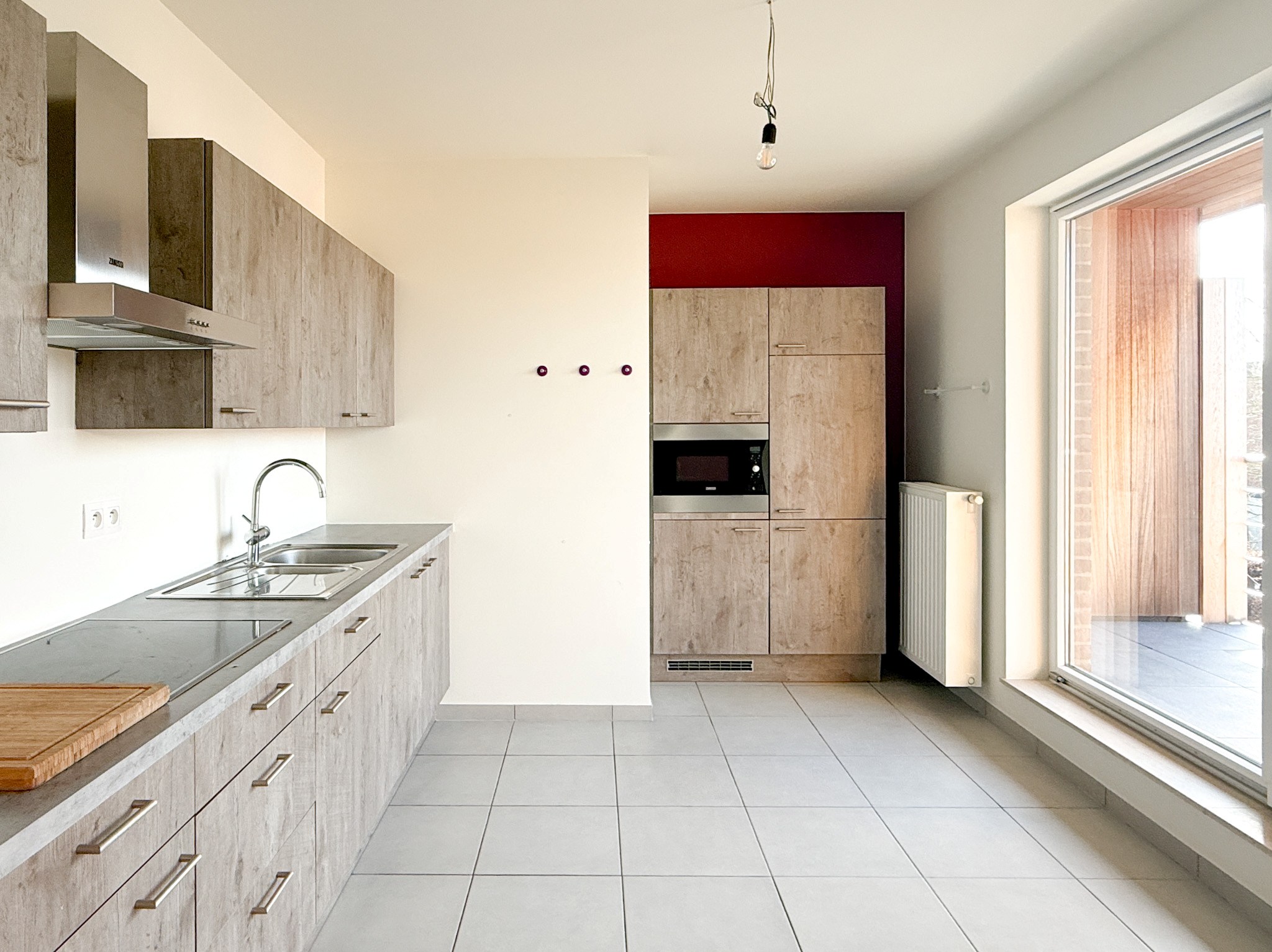 Lichtrijk appartement met 2 slaapkamers in het hart van Kruibeke - foto 5